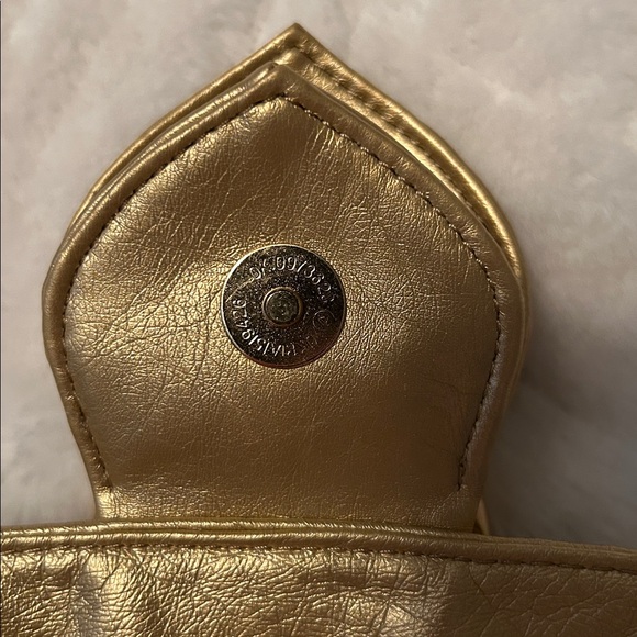 Cache Metallic Gold Clutch with Chain Strap - Picture 2 of 9